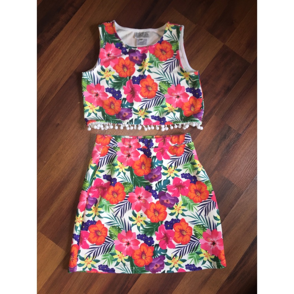 Tropical two piece outfit